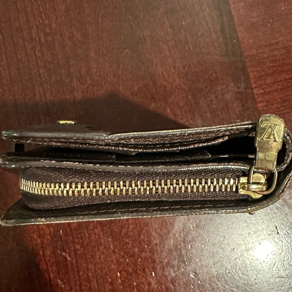 LV WALLET - Picture 3 of 11